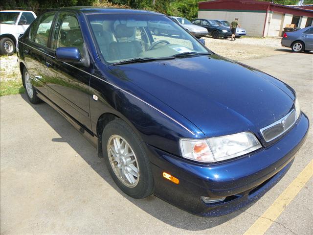 2001 Infiniti G20