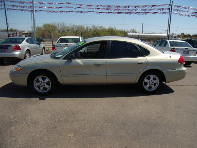 2005 Ford Taurus for sale