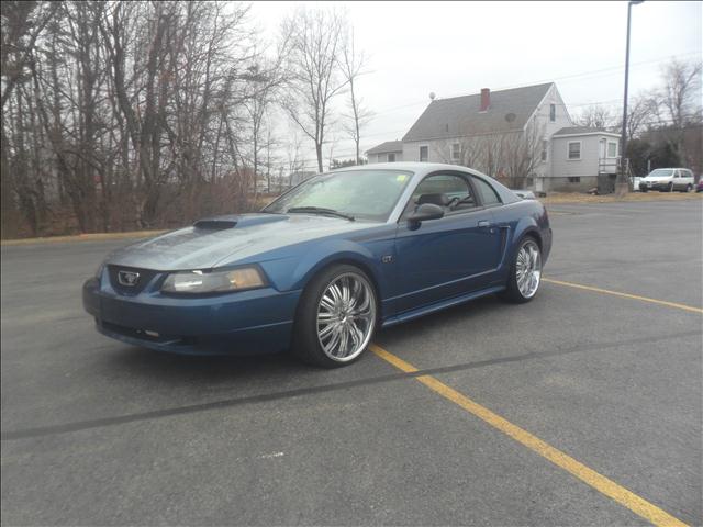 2000 Ford Mustang for sale