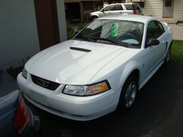 2000 Ford Mustang for sale