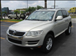 2010 Volkswagen Touareg 2