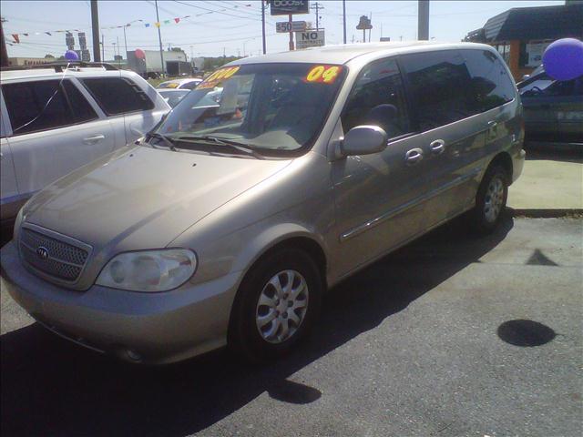 2004 Kia Sedona for sale