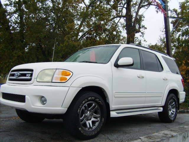 2004 Toyota Sequoia