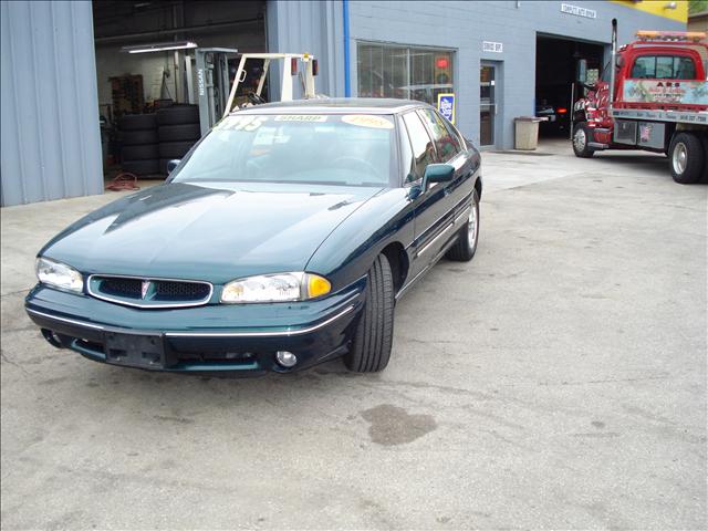 1998 Pontiac Bonneville for sale