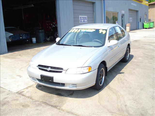 1999 Nissan Altima for sale
