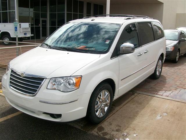 2009 Chrysler Town & Country for sale