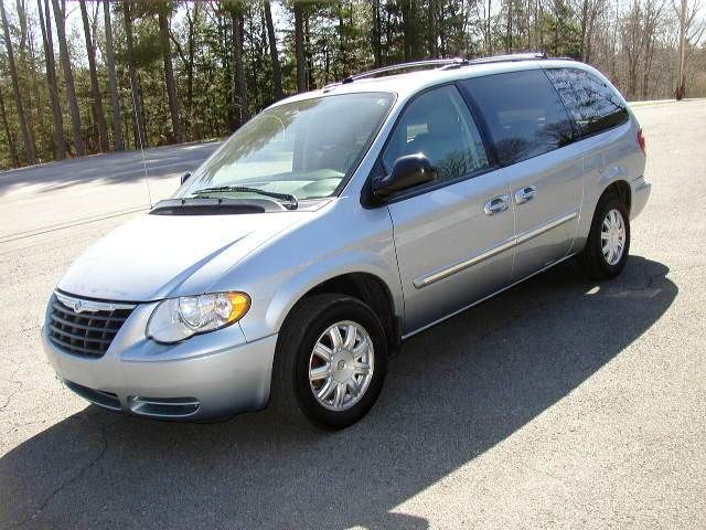 2006 Chrysler Town and Country