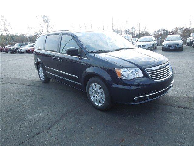 Tothego - 2013 Chrysler Town Country_1