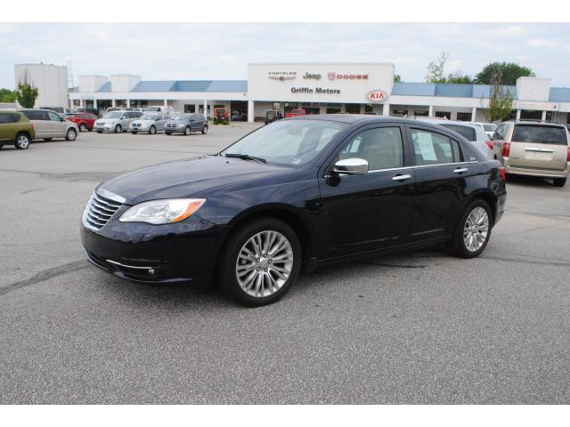 2011 Chrysler 200 for sale
