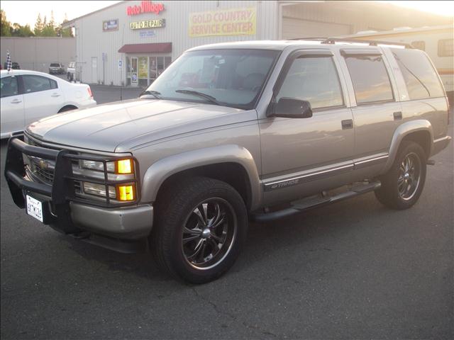 2000 Chevrolet Tahoe for sale