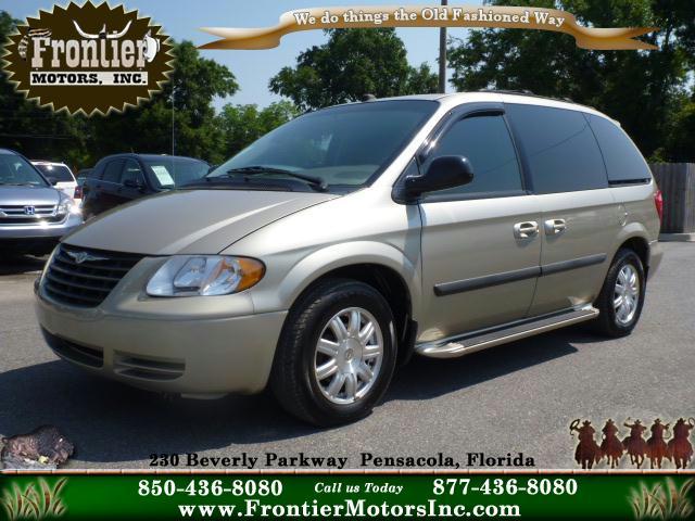 2005 Chrysler Town & Country for sale