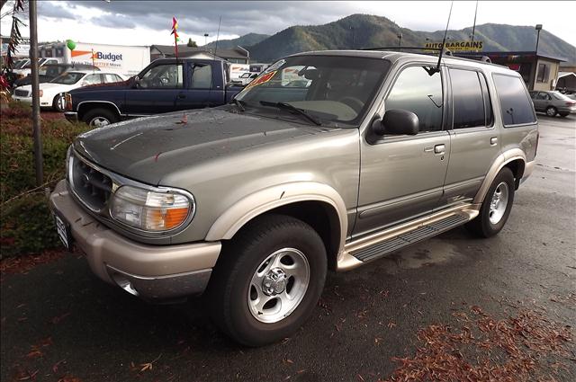 2001 Ford Explorer