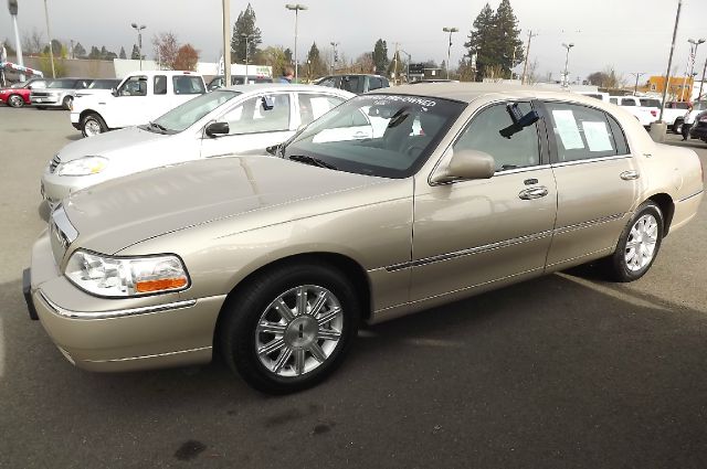 2011 Lincoln Town Car