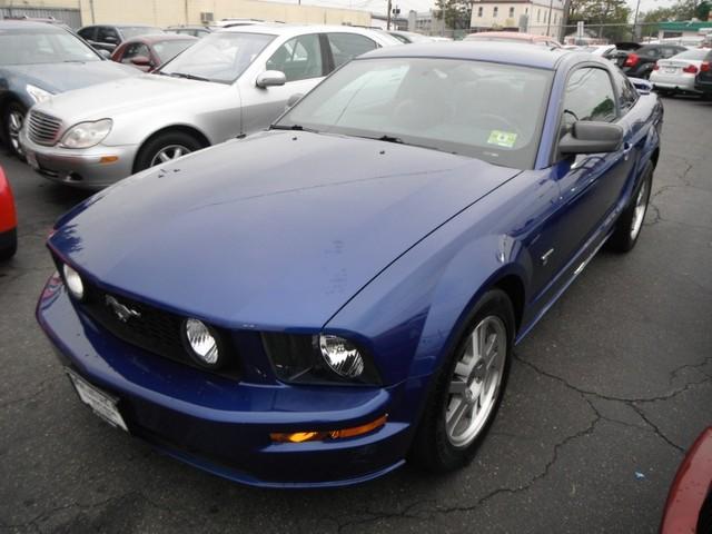 2005 Ford Mustang for sale