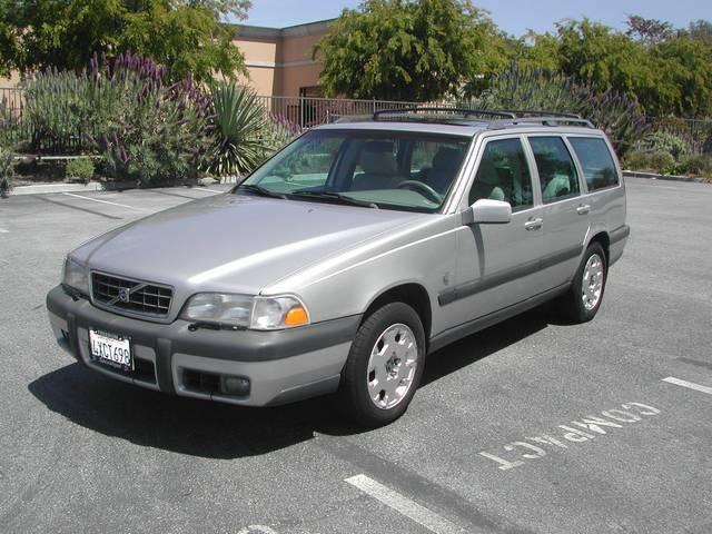 2000 Volvo V70 for sale