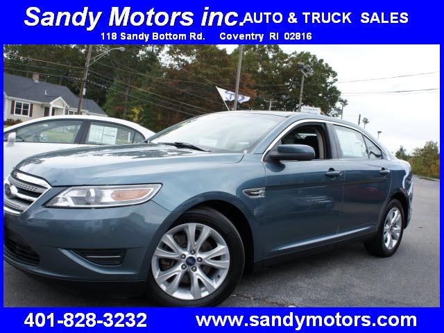 2010 Ford Taurus