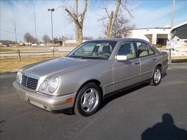 1999 Mercedes-Benz E Class
