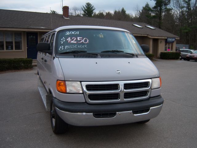 2001 Dodge Ram Wagon for sale