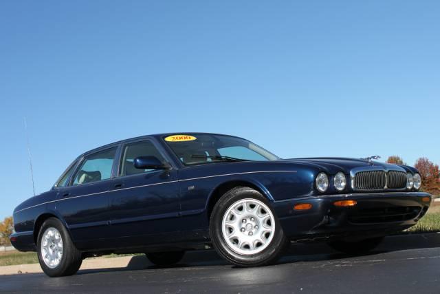 2000 Jaguar XJ8 for sale