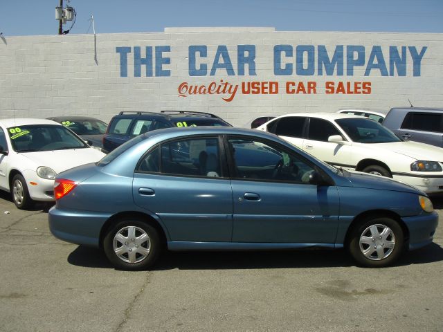 2001 Kia Rio for sale