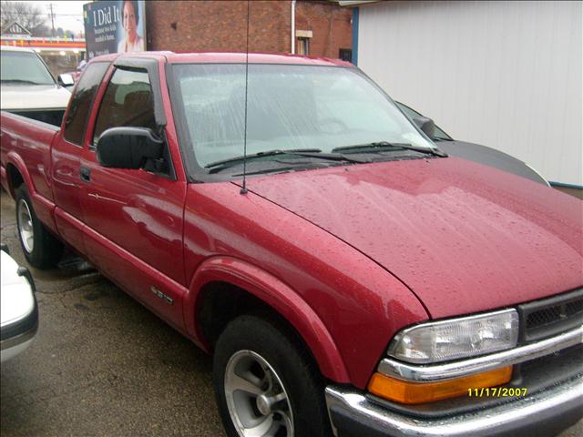 2000 Chevrolet S10 for sale