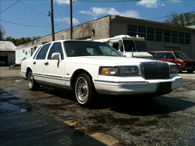 1995 Lincoln Town Car for sale