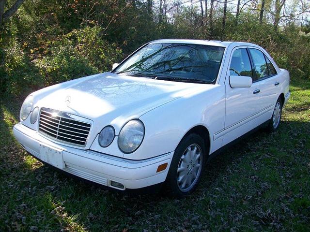 1999 Mercedes-Benz E Class