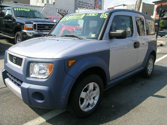 2005 Honda Element