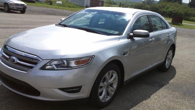 2011 Ford Taurus