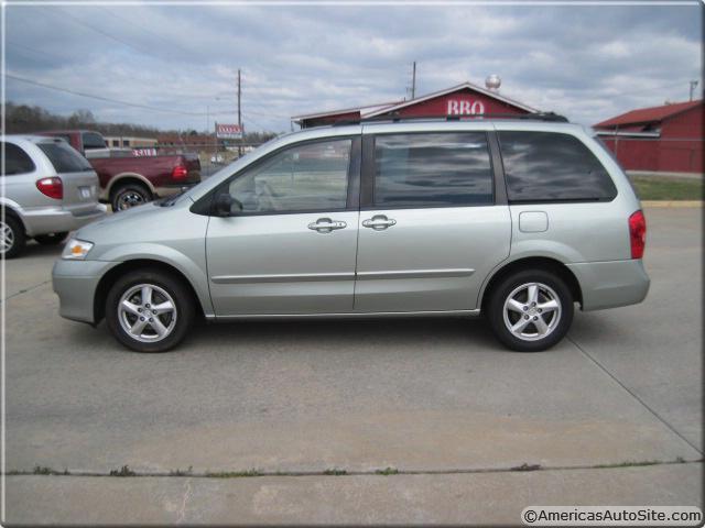 2002 Mazda MPV