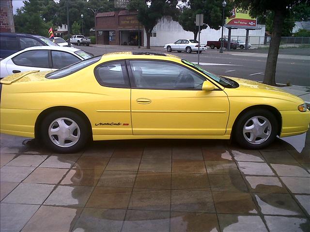 2003 Chevrolet Monte Carlo for sale