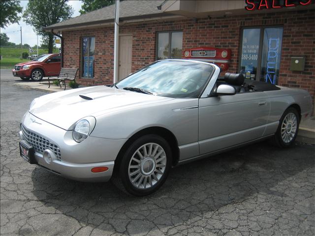 2005 Ford Thunderbird