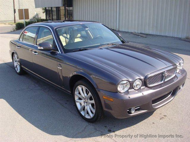 2008 Jaguar XJ8 for sale
