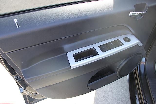 Jeep Compass Rallye Black. 2008 Jeep Compass Sport Rallye black automatic - $12995