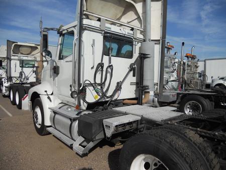 2006 INTERNATIONAL 9400 DAY CABS for sale