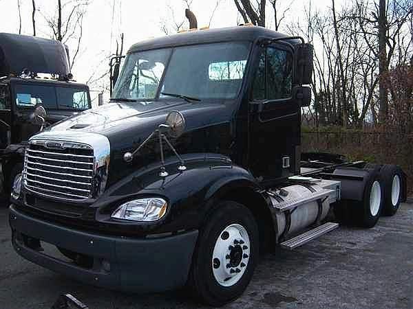 2005 FREIGHTLINER columbia for sale
