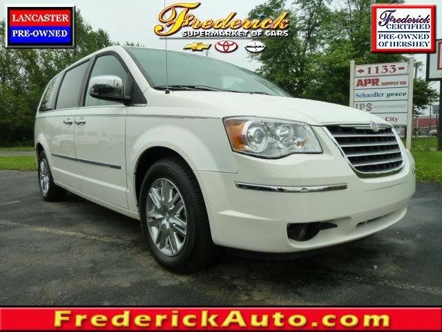 2008 Chrysler Town & Country for sale