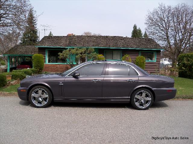2008 Jaguar XJ8 for sale