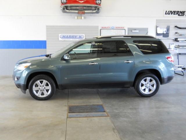 2009 Saturn Outlook for sale