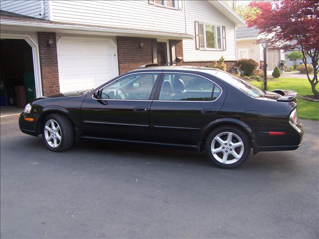 2002 Nissan Maxima SE for sale