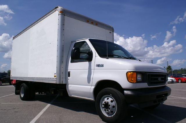 2005 Ford E-450 for sale