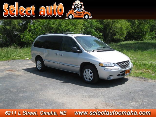 2000 Chrysler Town & Country for sale