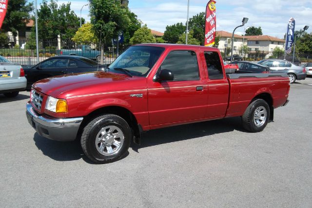 2001 FORD RANGER XLT SUPERCAB 40 2WD red -this is very clean truck with a clean title and a clean