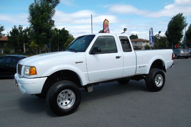 2001 FORD RANGER EDGE SUPERCAB 40 4WD white -this is a very clean lifted truck with a clean title