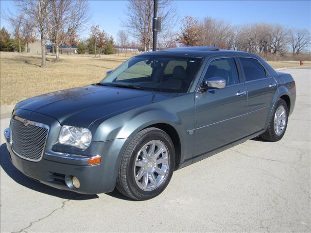 2005 Chrysler 300C for sale