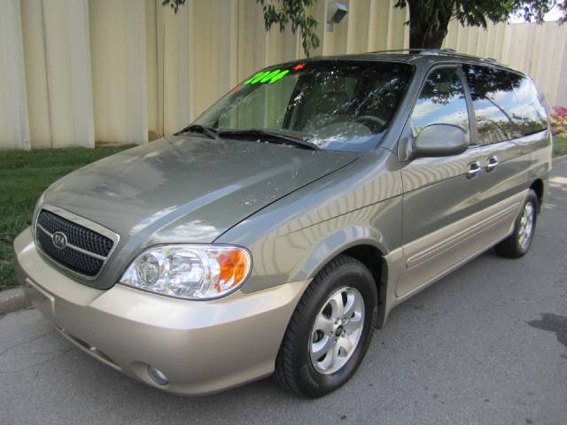 2004 Kia Sedona for sale