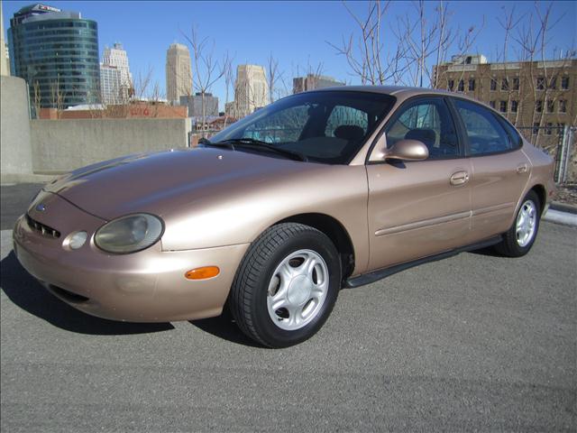 1996 Ford Taurus for sale