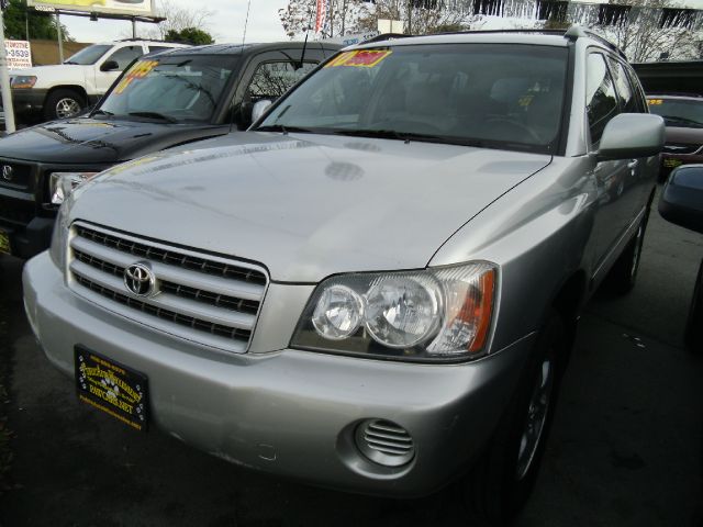 2001 TOYOTA HIGHLANDER V6 4WD silver 145504 miles VIN JTEHF21AX10030351 