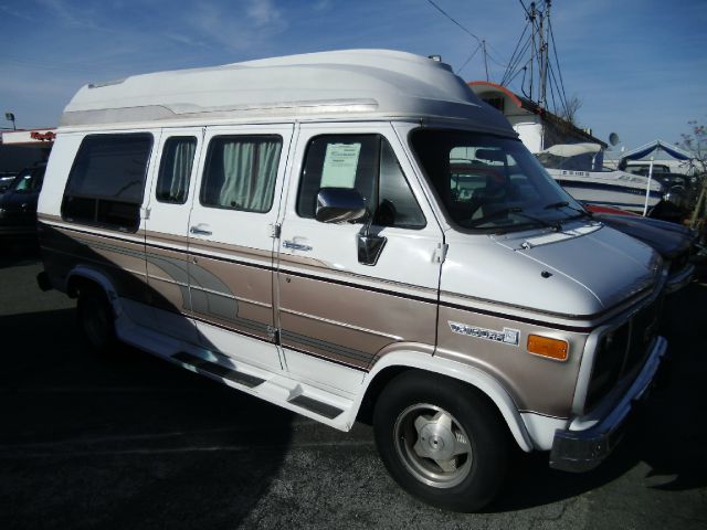 1993 GMC VANDURA G2500 CONVERSION white abs brakesanti-brake system 2-wheel absbody style inco