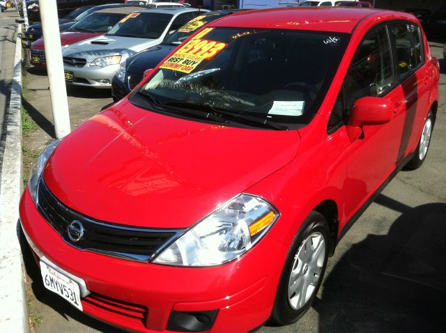 2011 NISSAN VERSA 18 S HATCHBACK red abs brakesair conditioningamfm radioanti-brake system 4